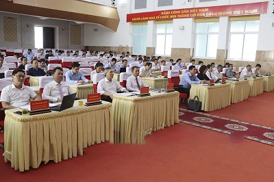 Đồng chí Trưởng ban Nội chính Tỉnh uỷ tham dự Hội nghị đánh giá hai năm rưỡi thực hiện Nghị quyết Đại hội đại biểu Đảng bộ huyện Yên Sơn lần thứ XXIII