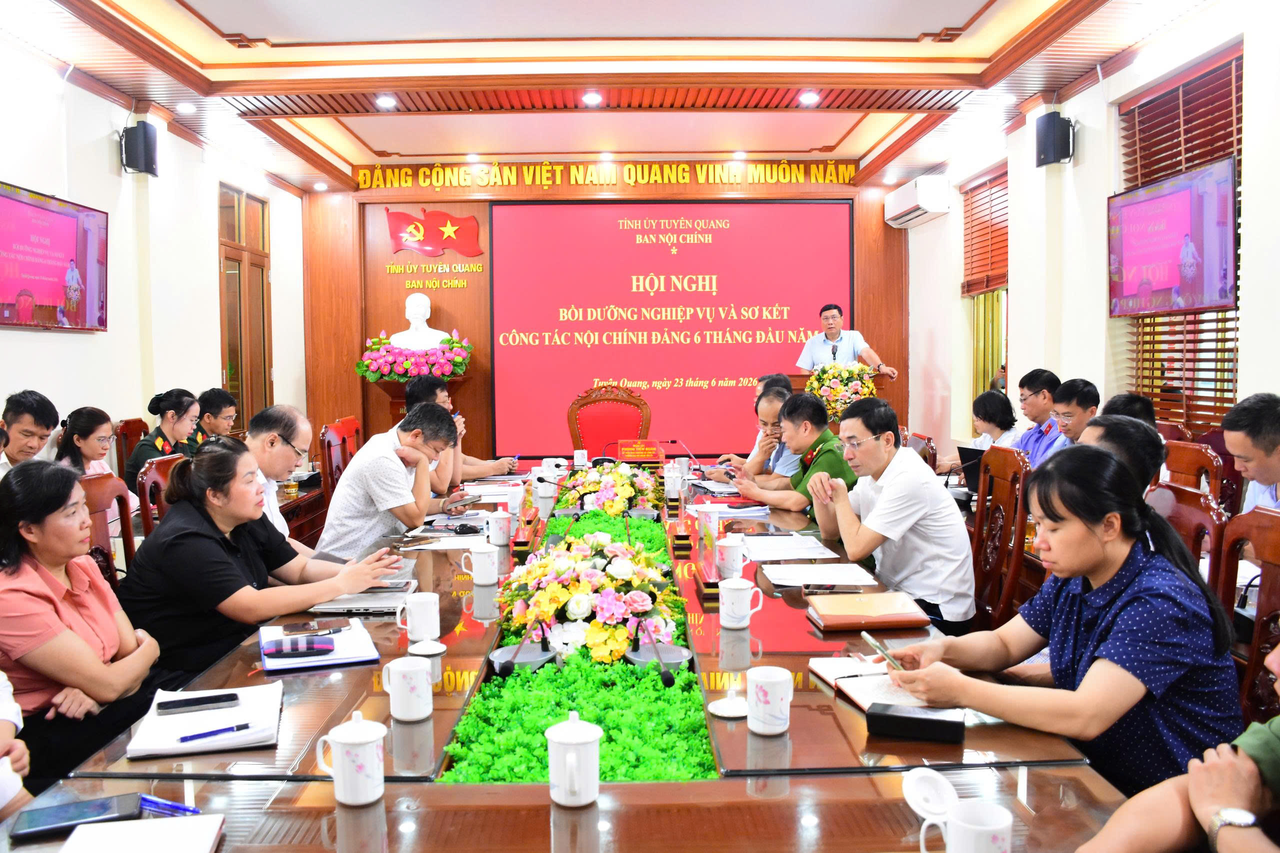 Ảnh tin